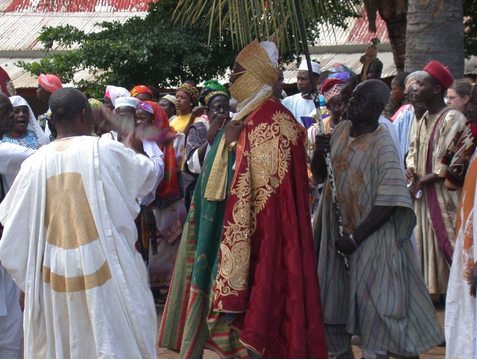 Bamum King Ibrahim Mbombo Njoya with his retinue, Foumban, Cameroon
